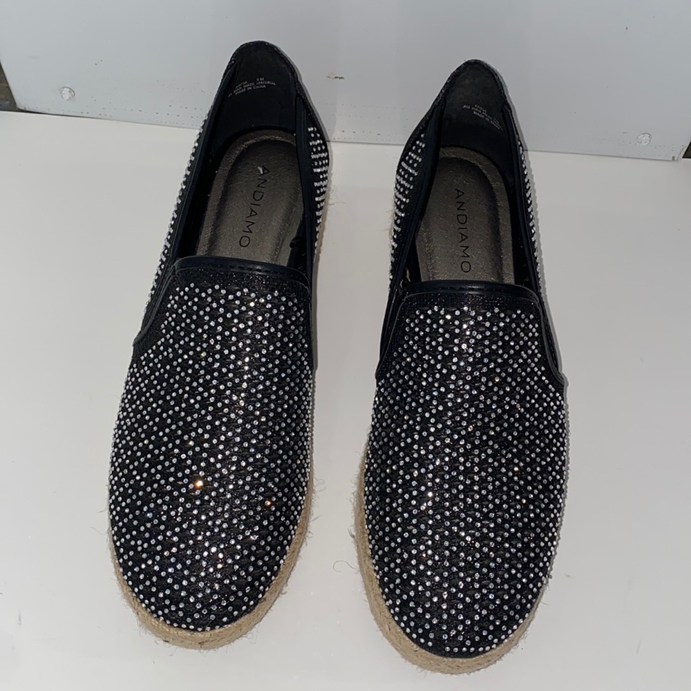 Andiamo sz 9.5 Black Silver Espadrille Wedges